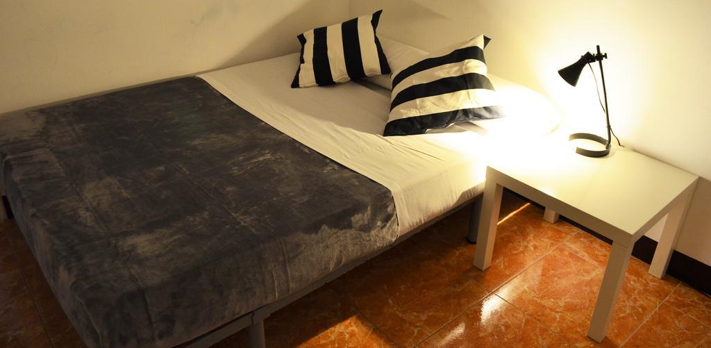 Mybedbcn Hostel Βαρκελώνη Δωμάτιο φωτογραφία